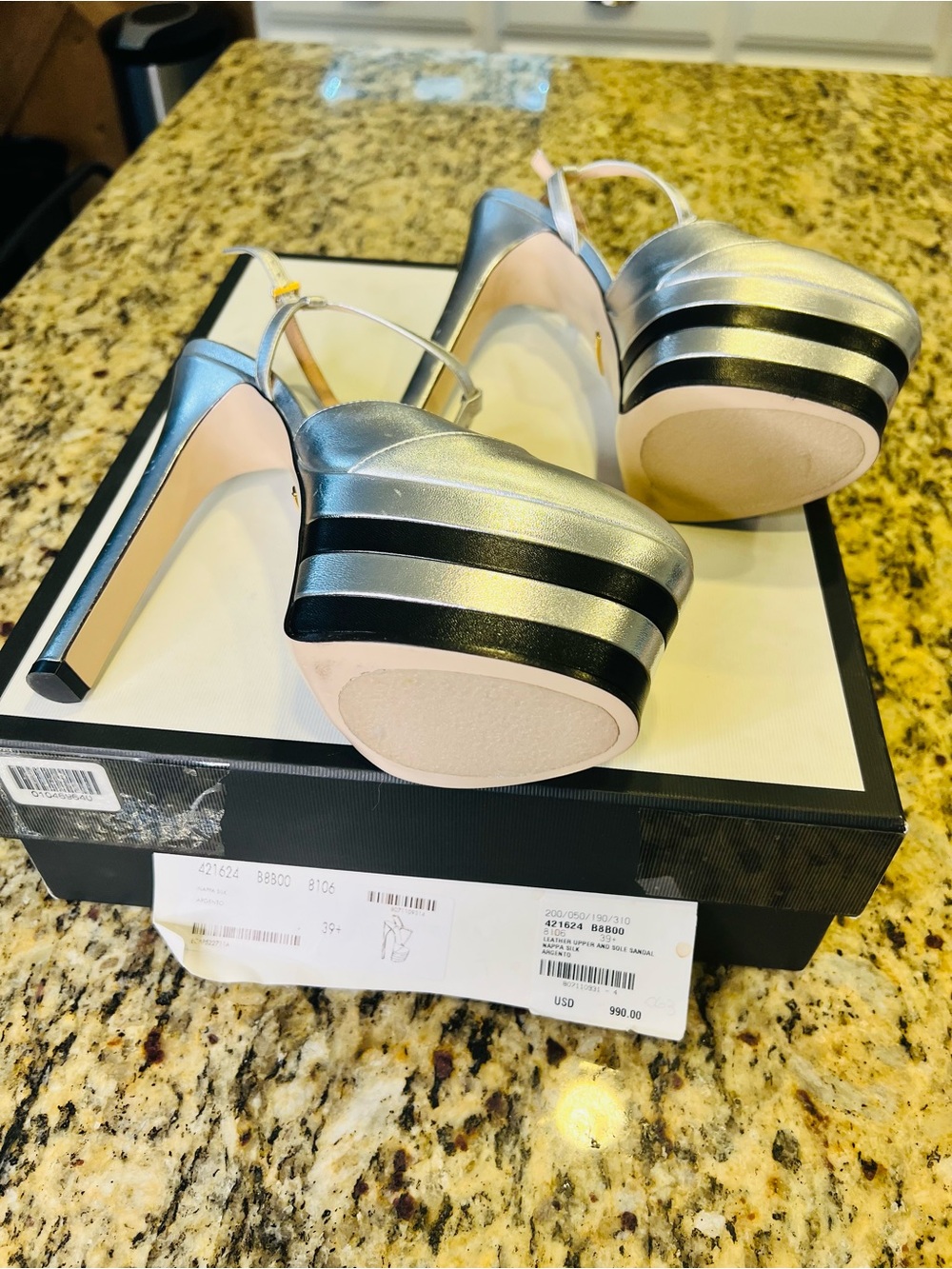 Gucci Angel Silver Metallic Platform T-Strap Pumps - Picture 3 of 4
